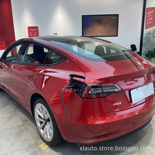 Nuovo veicolo elettrico puro 675 km Tesla Modello Y Modello 3 Auto elettrica